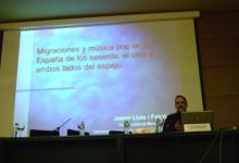 Durante la ponencia plenaria del VII Simposio La creación musical en la banda sonora (Oviedo, 2012)